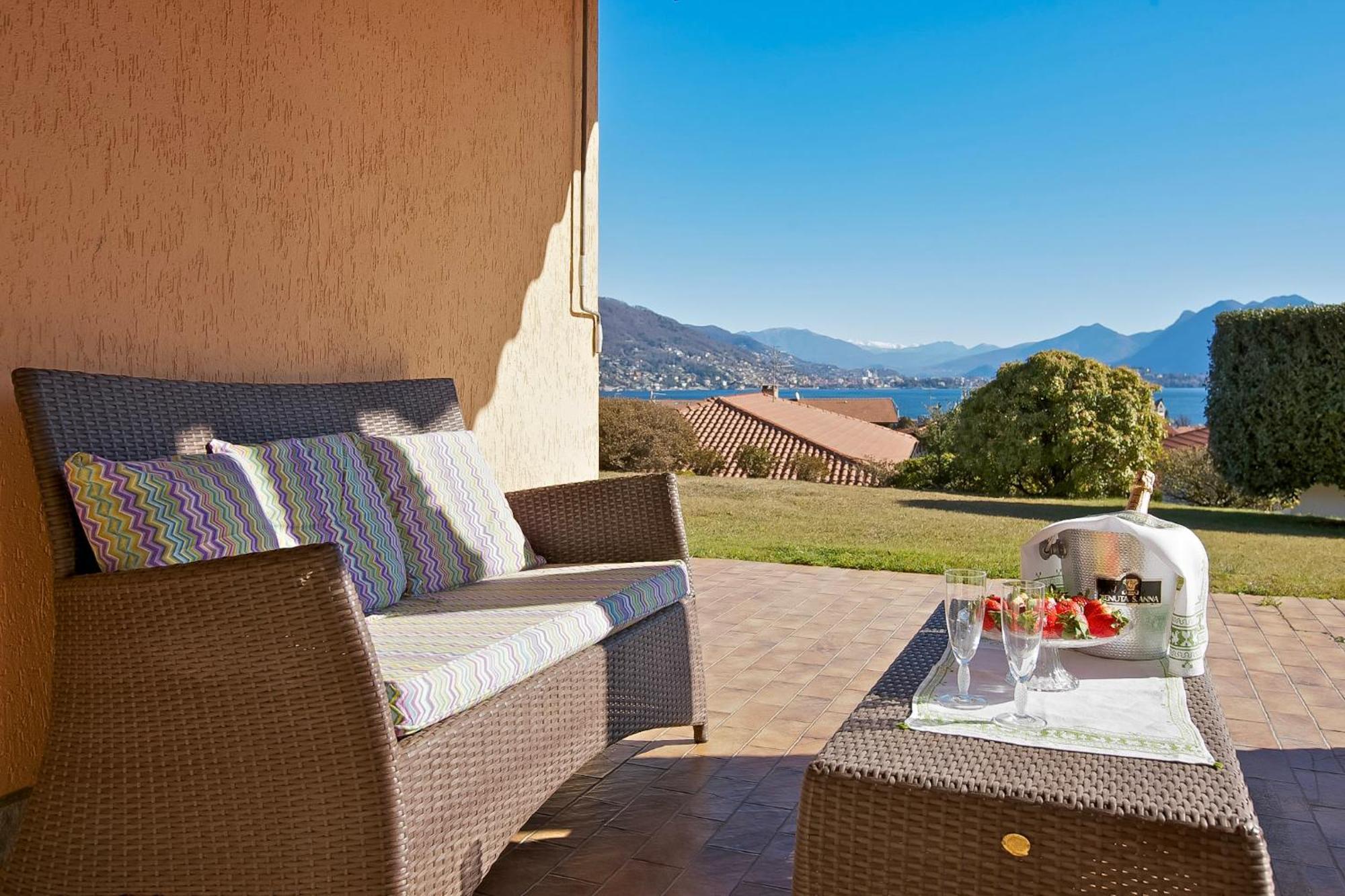 Villa Casa Graziola à Baveno Extérieur photo